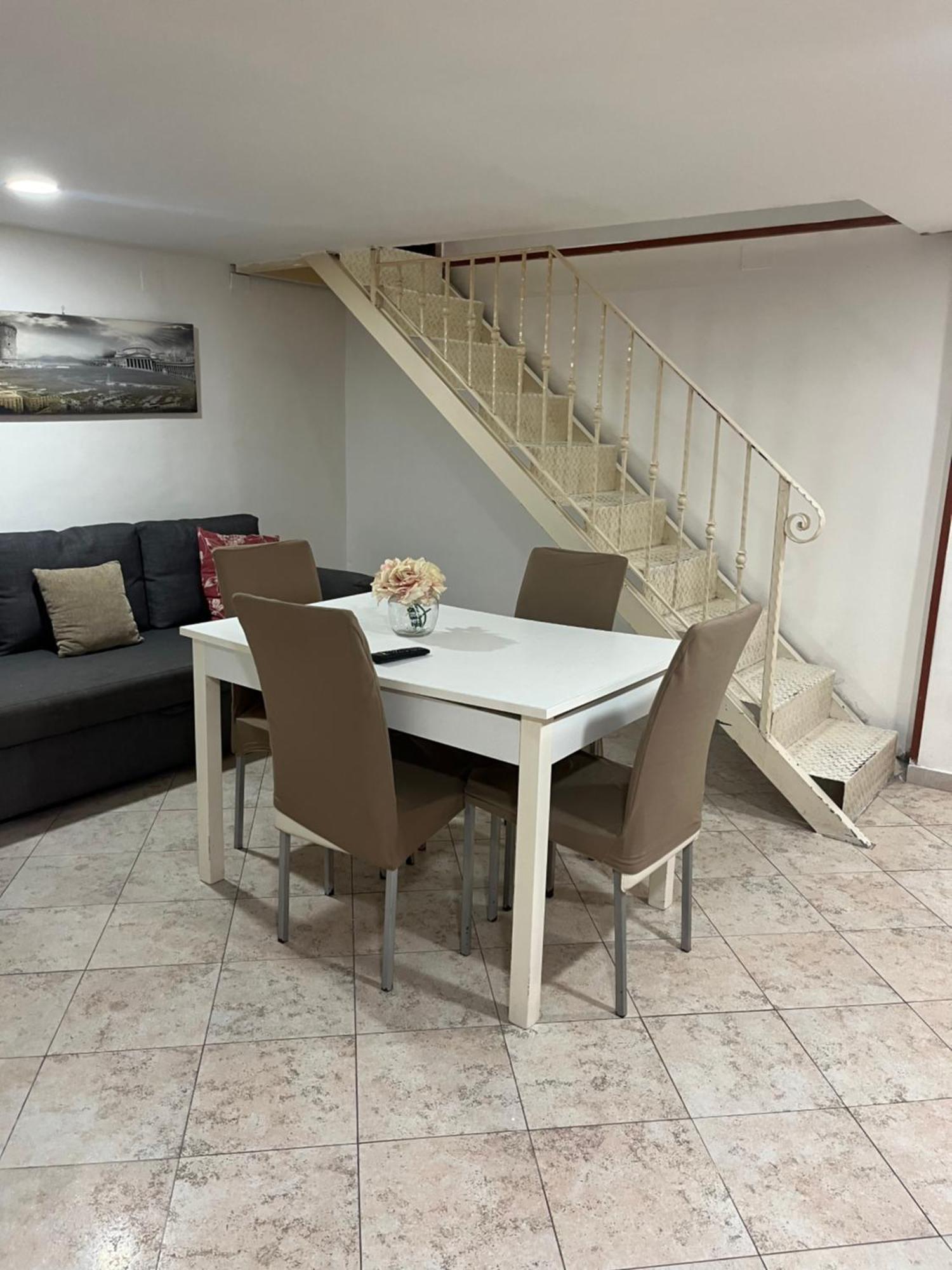 נאפולי Love Home מראה חיצוני תמונה